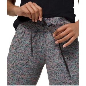 Lululemon Ready to Rulu Cropped Jogger